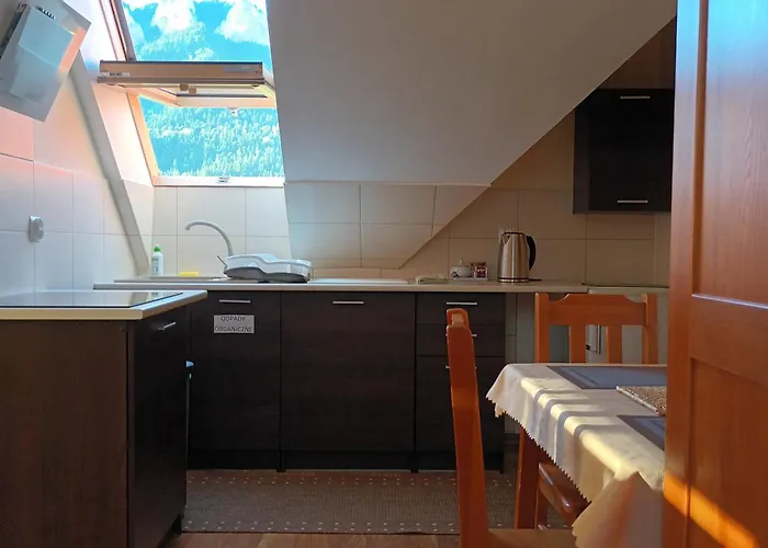 Pokoje Z Aneksami Kuchennymi U Wiktorii
