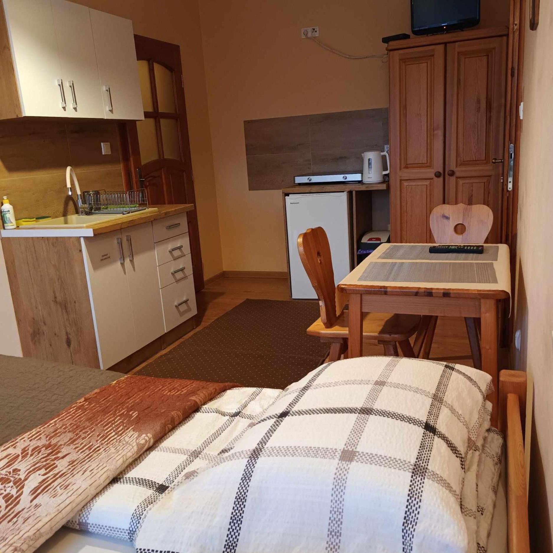 Z Aneksami Kuchennymi U Wiktorii Homestay Sromowce Nizne